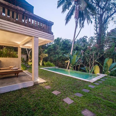 Casa Priya Ubudヴィラ エクステリア 写真