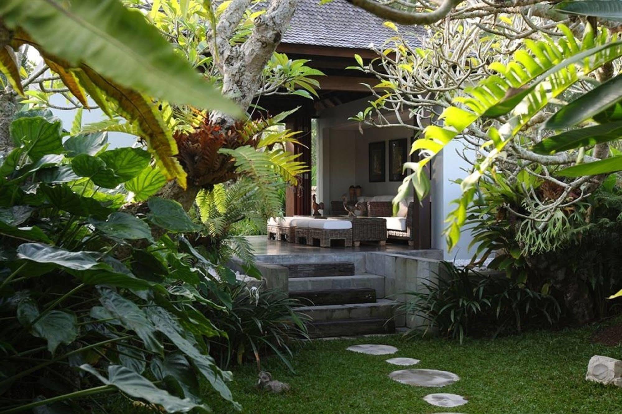 Casa Priya Ubudヴィラ エクステリア 写真